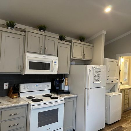 Charming Tiny Home! Close To Oxford, Sardis Lake, Safari Animal Zoo Екстериор снимка