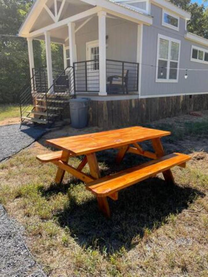Charming Tiny Home! Close To Oxford, Sardis Lake, Safari Animal Zoo Екстериор снимка