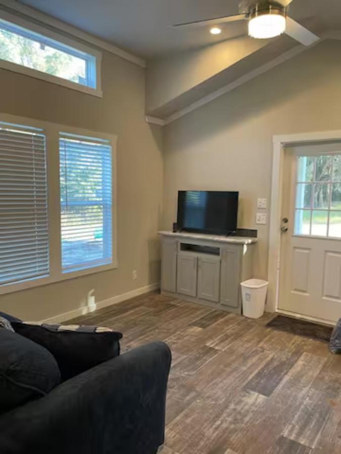 Charming Tiny Home! Close To Oxford, Sardis Lake, Safari Animal Zoo Екстериор снимка