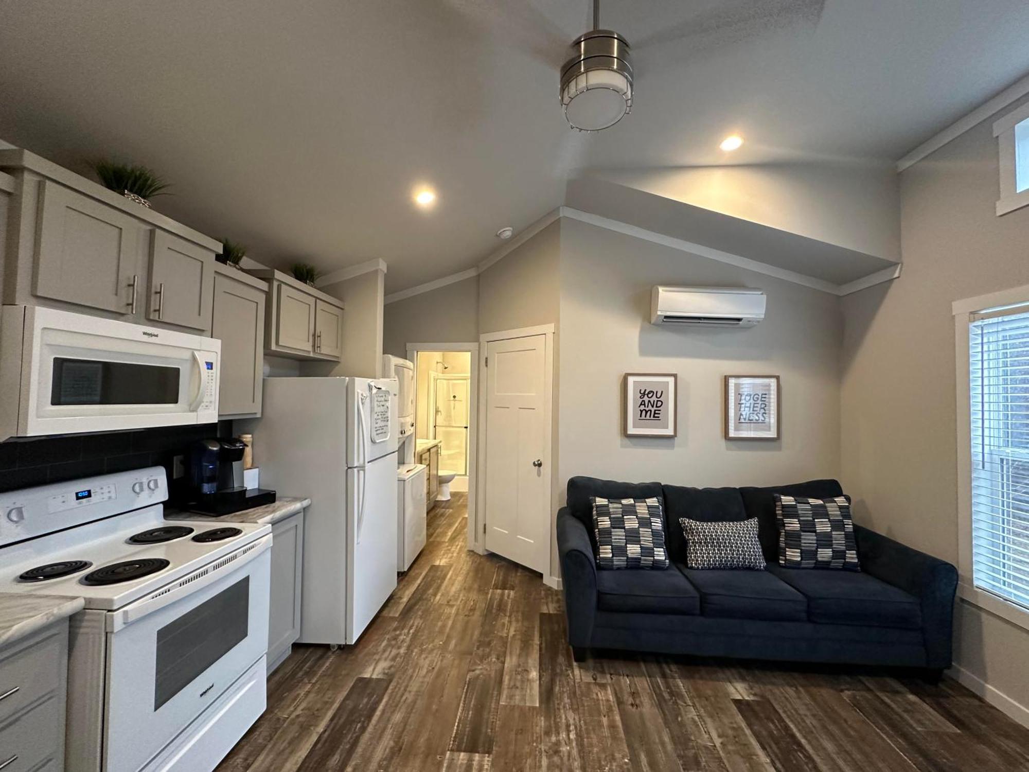 Charming Tiny Home! Close To Oxford, Sardis Lake, Safari Animal Zoo Екстериор снимка